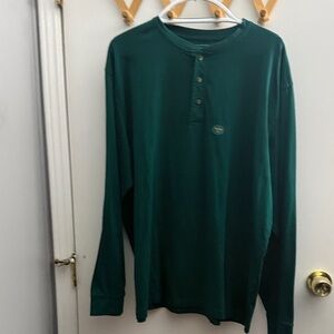 L.L. Bean Black Forest Green Long Sleeve Henley